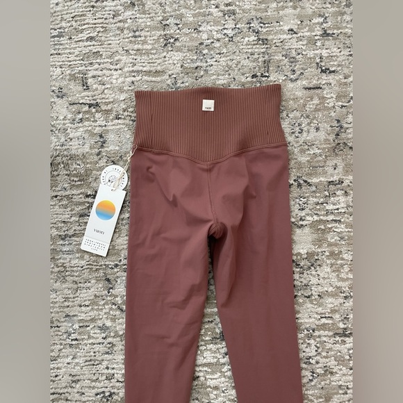 Vuori‎ Yoga Pants Leggings Daily Hazelnut Size XS VW428 - Picture 4 of 9